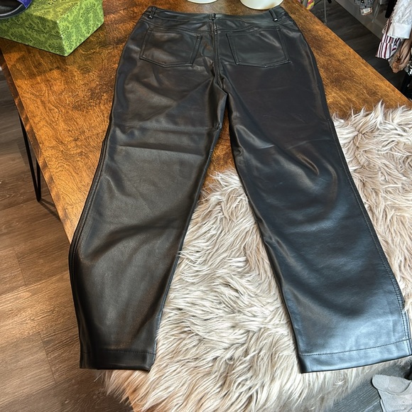 Faux leather pants size 10 NWOT - Picture 10 of 14
